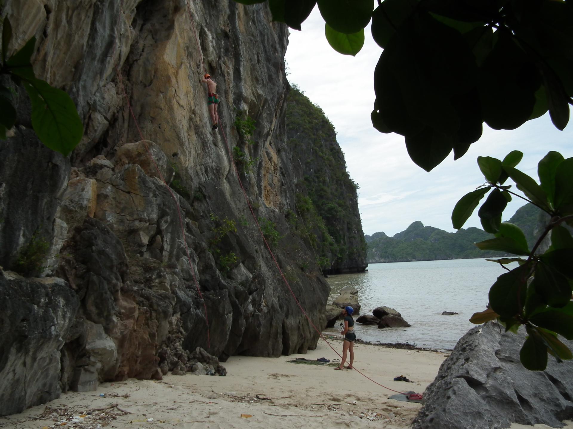 Cat Ba Climbing