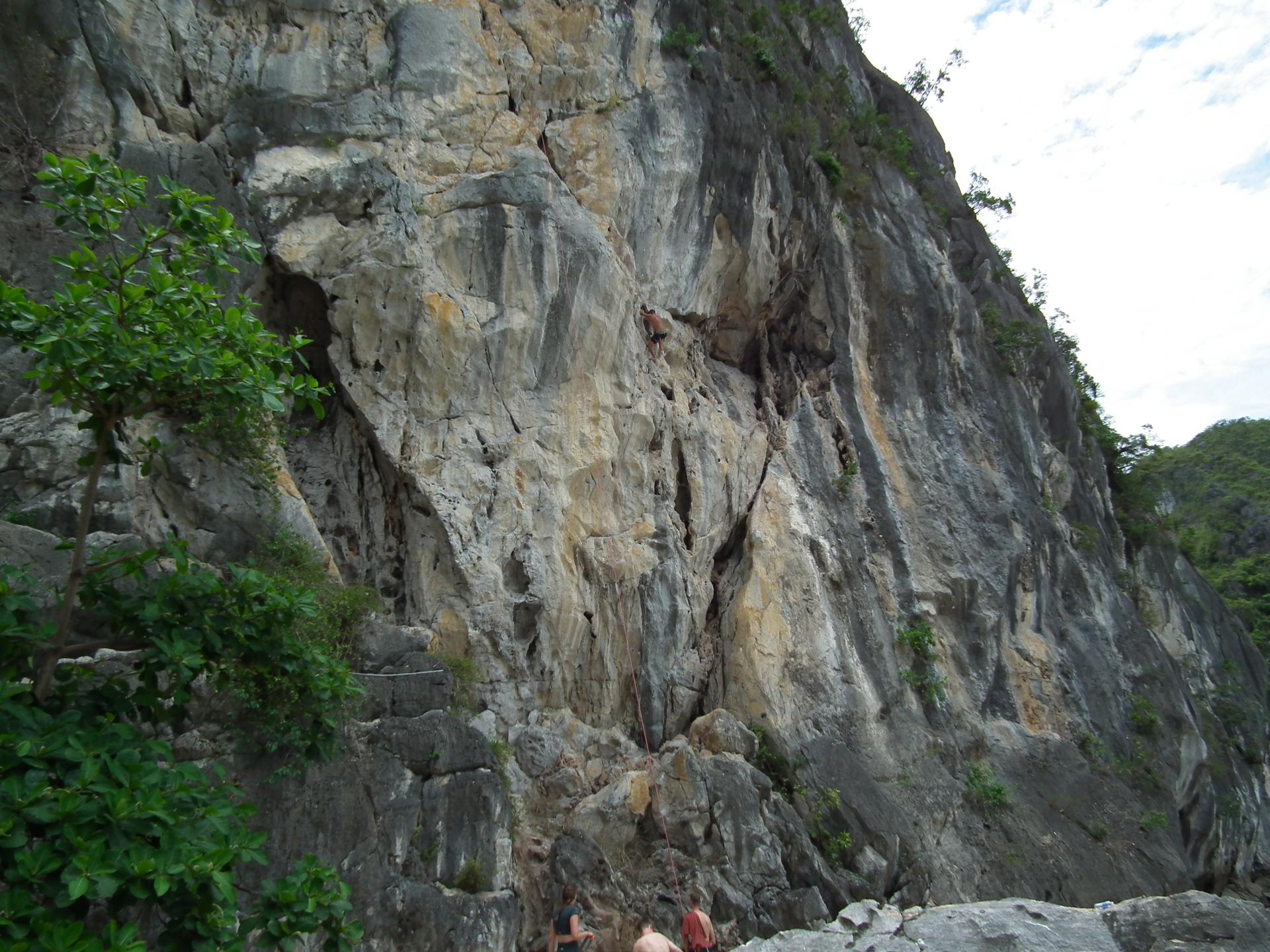 Cat Ba Climbing
